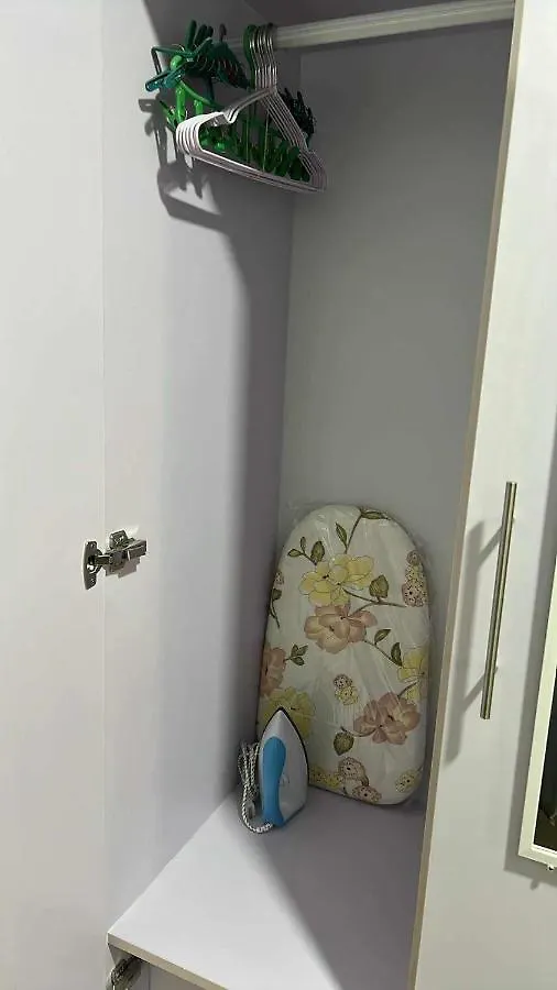 Iza'S Alabang Studio Apartment Manila 0*,  Filipinas