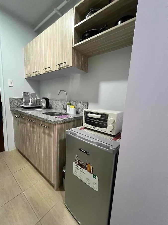Iza'S Alabang Studio Apartment Manila